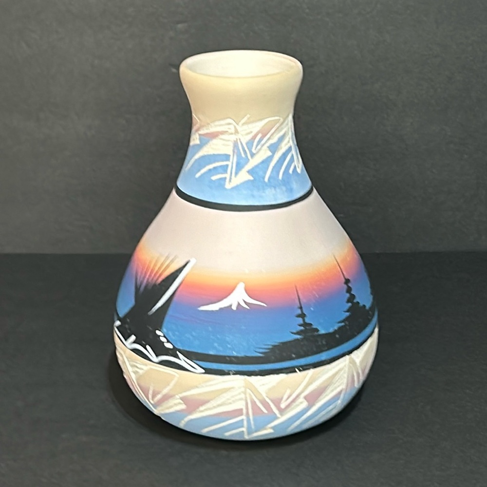 Vintage Navajo Signed Marked ‘End of Trail’ Southwest Landscape Vase 8” Tall.